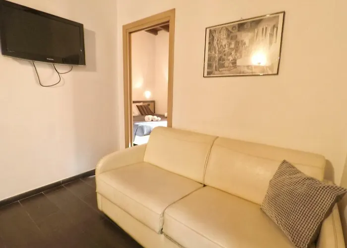 House Monti 1875 4*